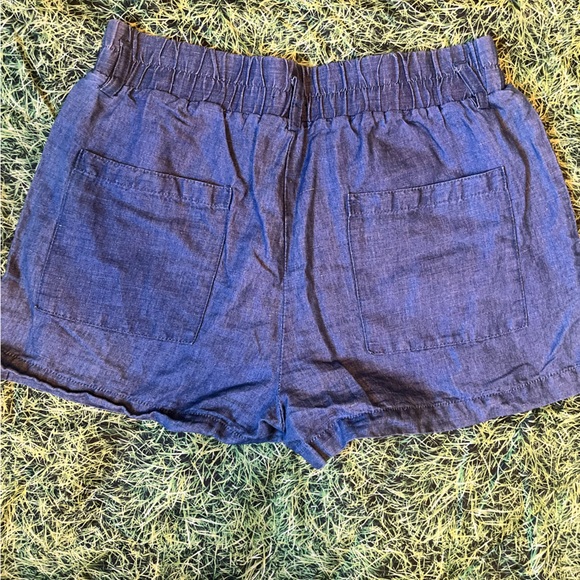 FOREVER21 DENIM SHORTS - Picture 2 of 2